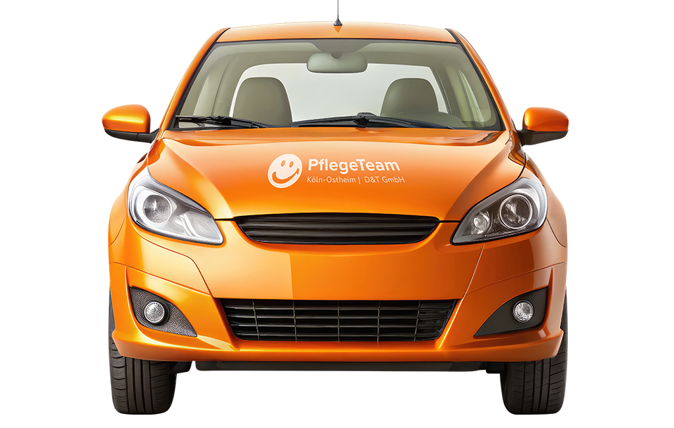 Oranges Auto mit Firmenlogo